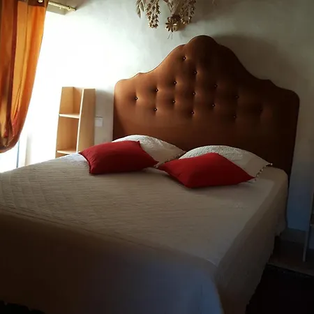 Cevennes Meridionales Maison Linge Fourni 度假居 *